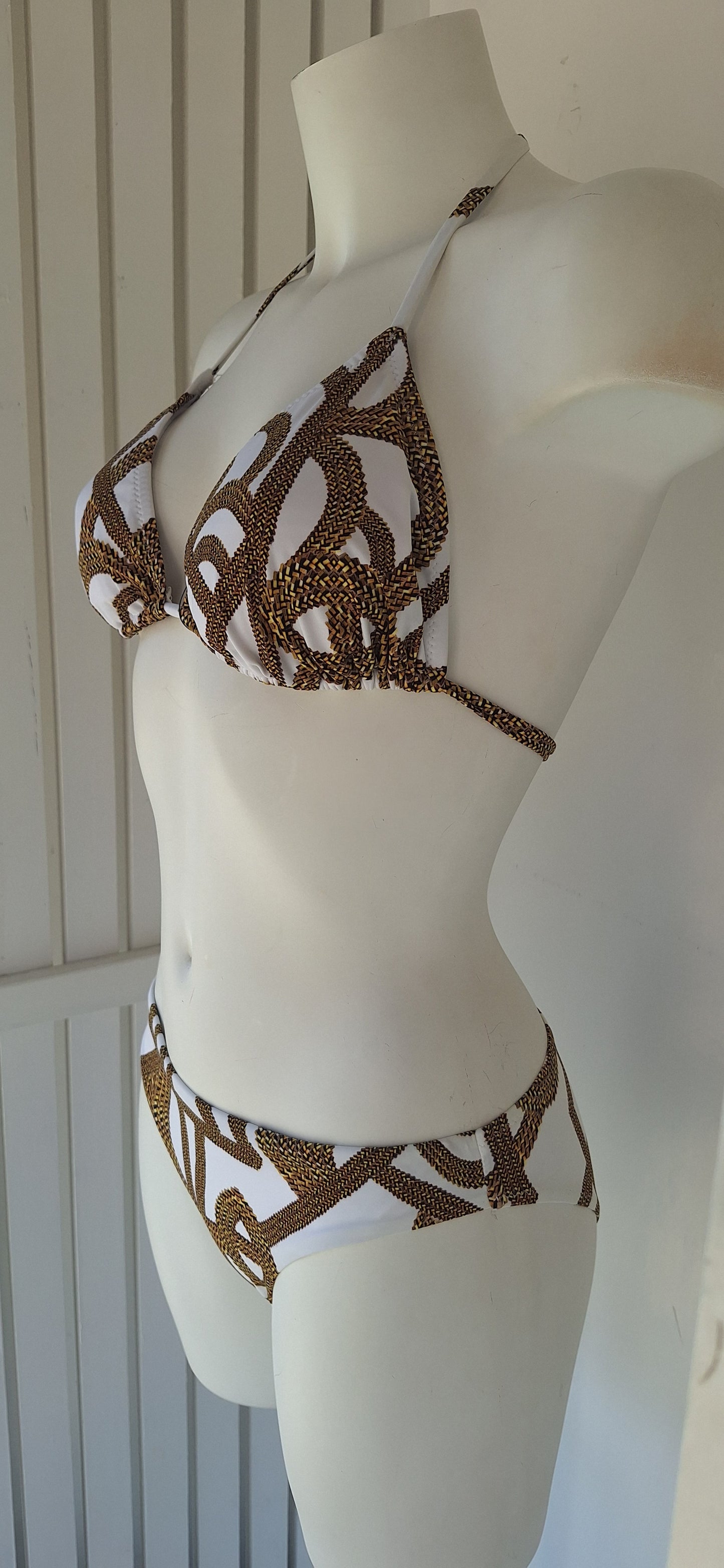 Triangle bikini