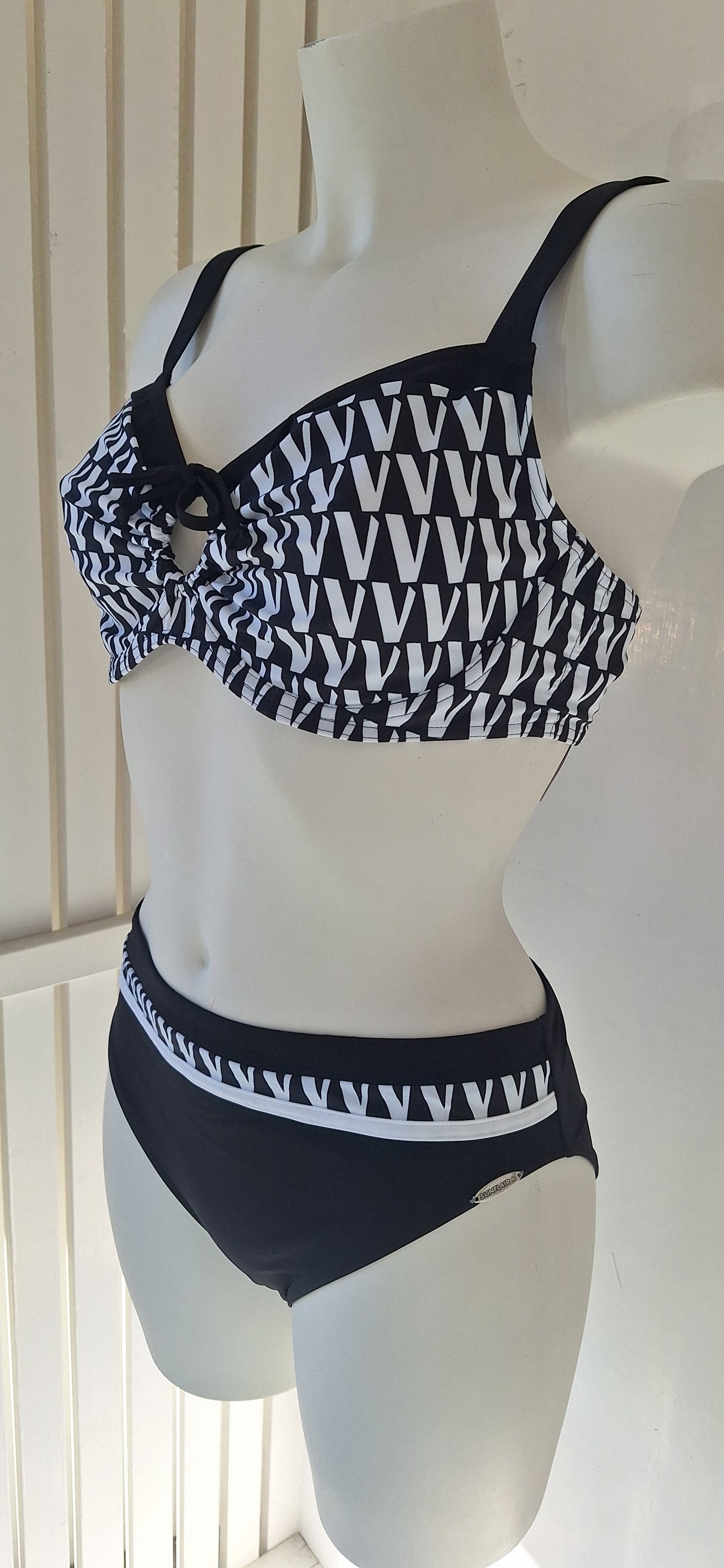 Sunflair black&white bikini